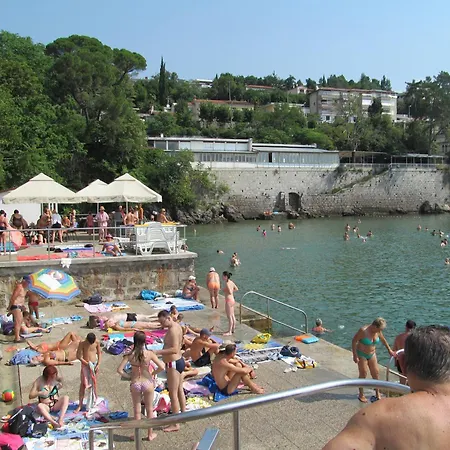 Kutlesa 2 * Opatija